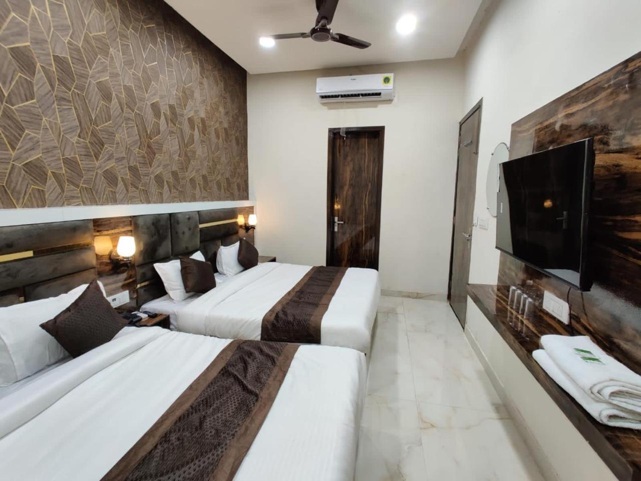 Hotel Gs Amritsar 200 Mtr From Golden Temple Extérieur photo