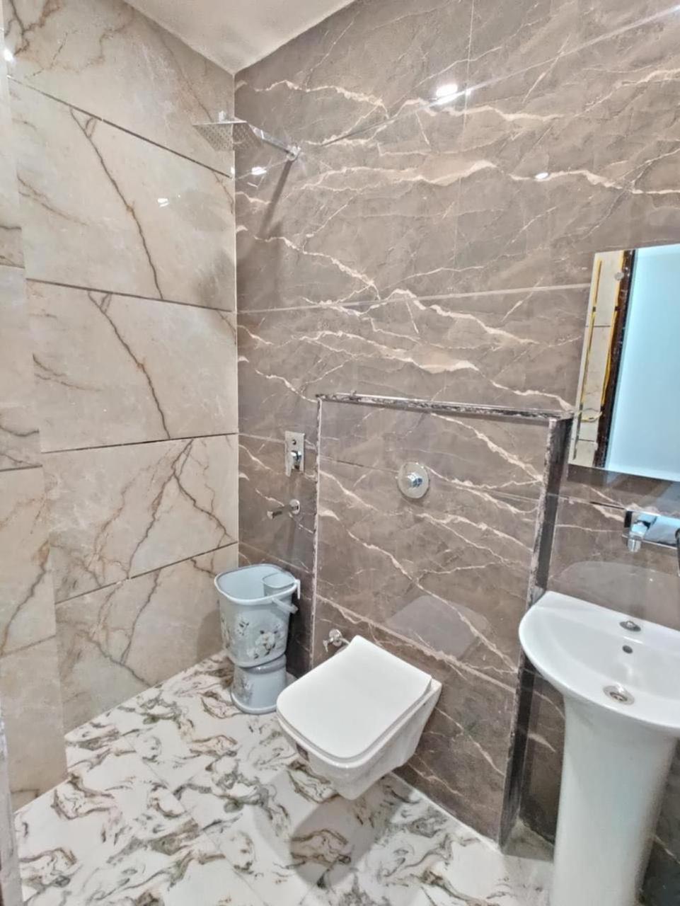 Hotel Gs Amritsar 200 Mtr From Golden Temple Extérieur photo